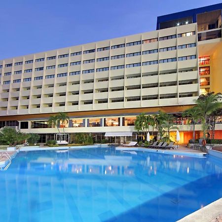 Dominican Fiesta Hotel Santo Domingo Dış mekan fotoğraf The Royal